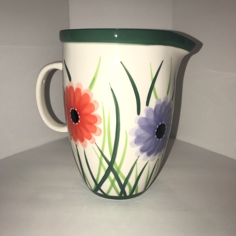 Starbucks Barista Pitcher